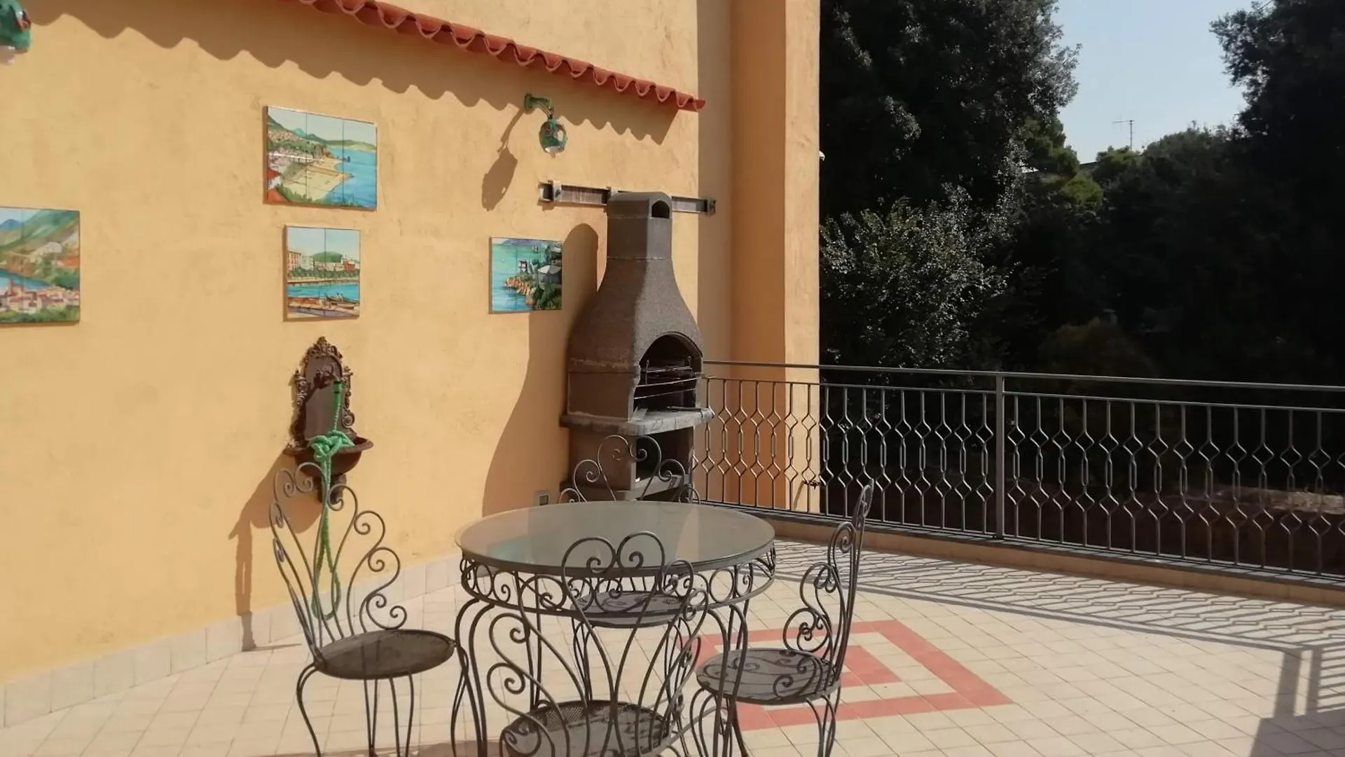 Casa Verde Naples